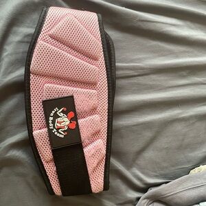 Pink Velcro lifting belt